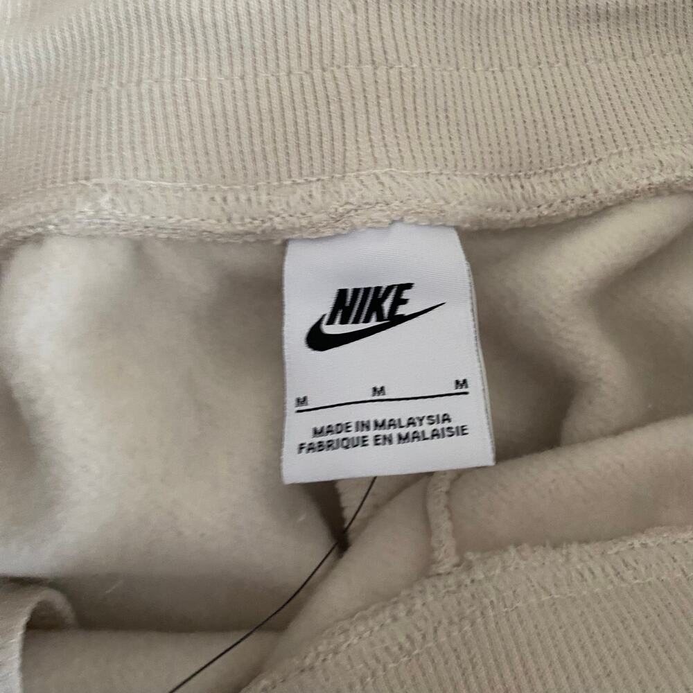 Nike Women's Sportswear Phoenix Fleece High-Waisted Oversized Sweatpants Medium - Picture 5 of 5